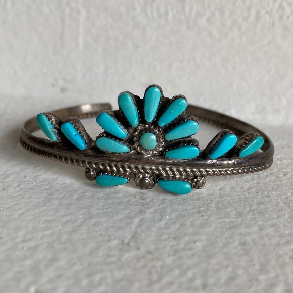Vintage Jewelry - VINTAGE | Zuni Turquoise Cuff